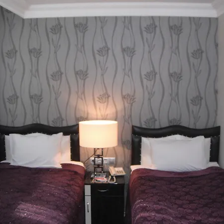 Risiss Hotel 2*